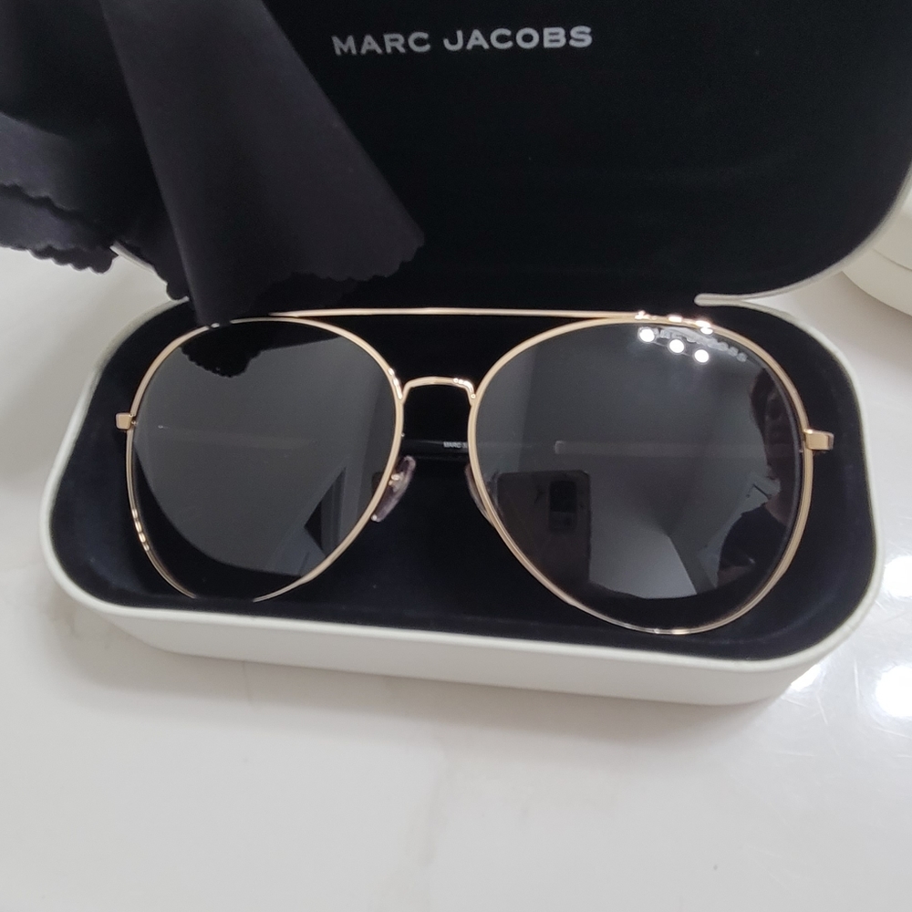 Marc Jacobs oversized Aviator sunglasses